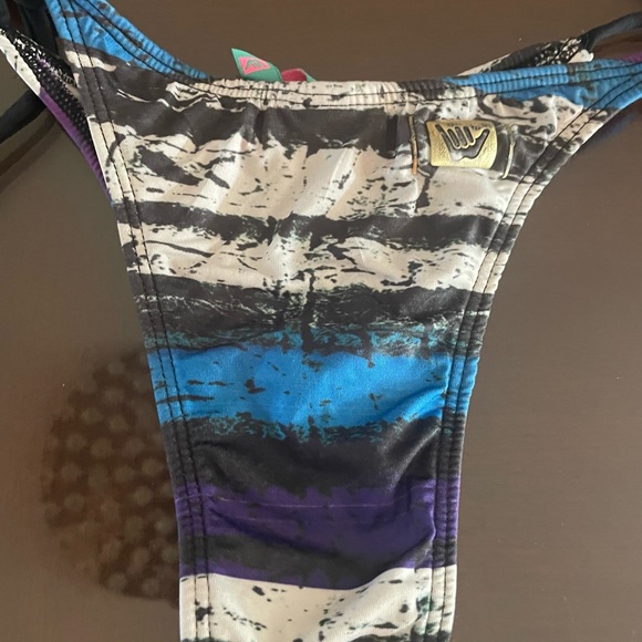 Bikini set - Picture 3 of 6